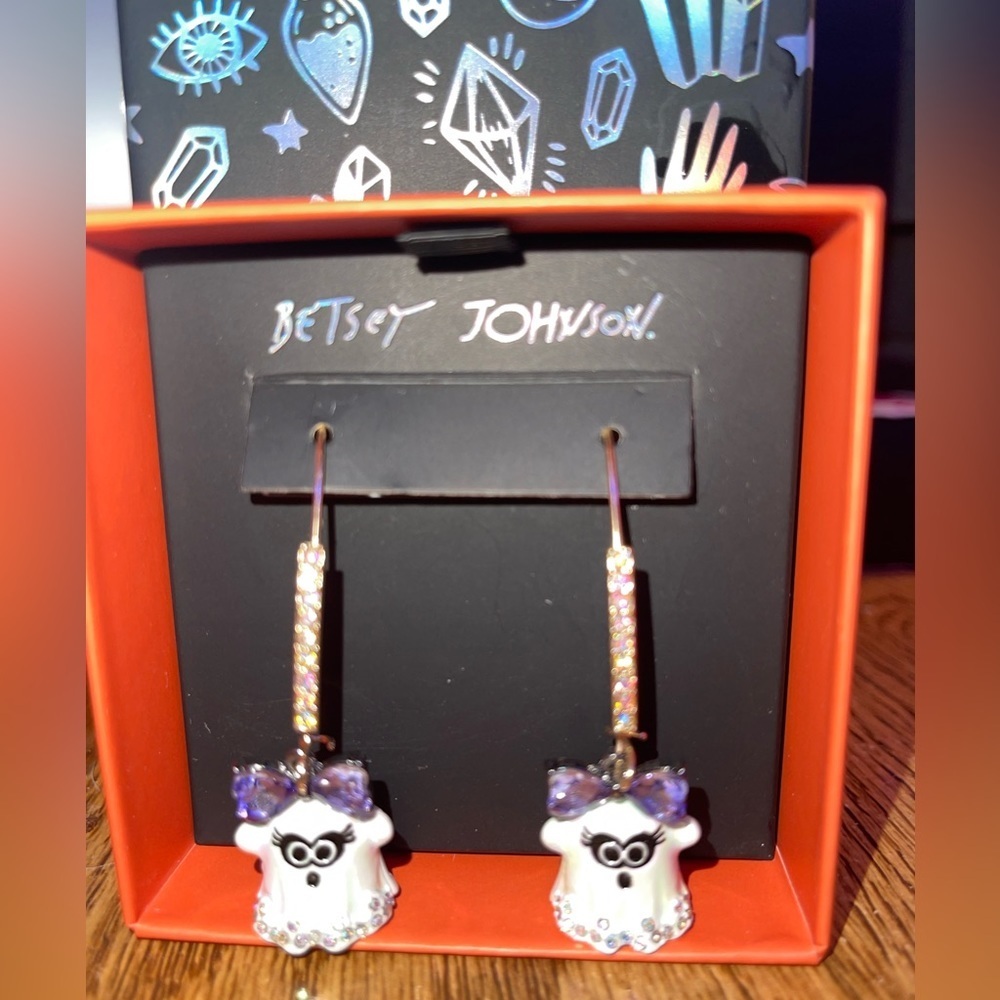 Betsey Johnson Glow in the Dark Ghost Diamond earrings wPurple Bow Movie cenimas